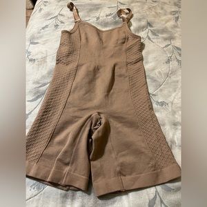 Full Shapewear Size S/CH